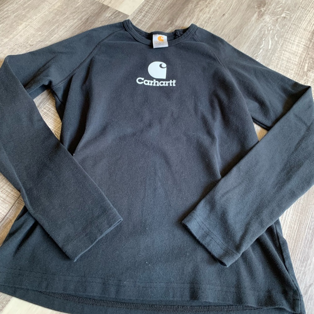 Woman’s Carhartt long sleeve